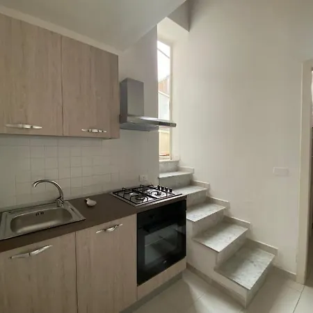 Casa Sampolo Charming With Patio City Center Apartment